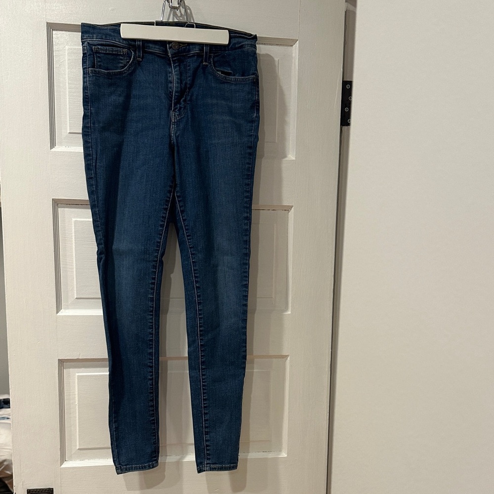 Levi's Women's Dark Blue Skinny Jeans